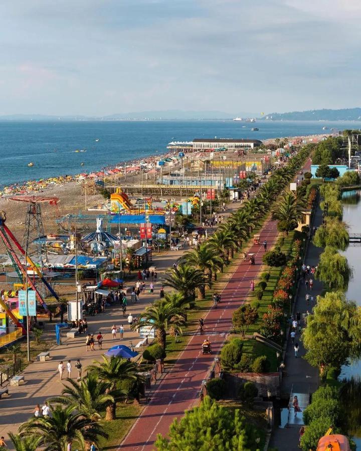 Orbi City Sea View - Special Category Aparthotel Batumi Exterior foto